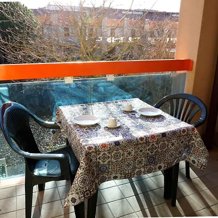 Apartamento And In 43917